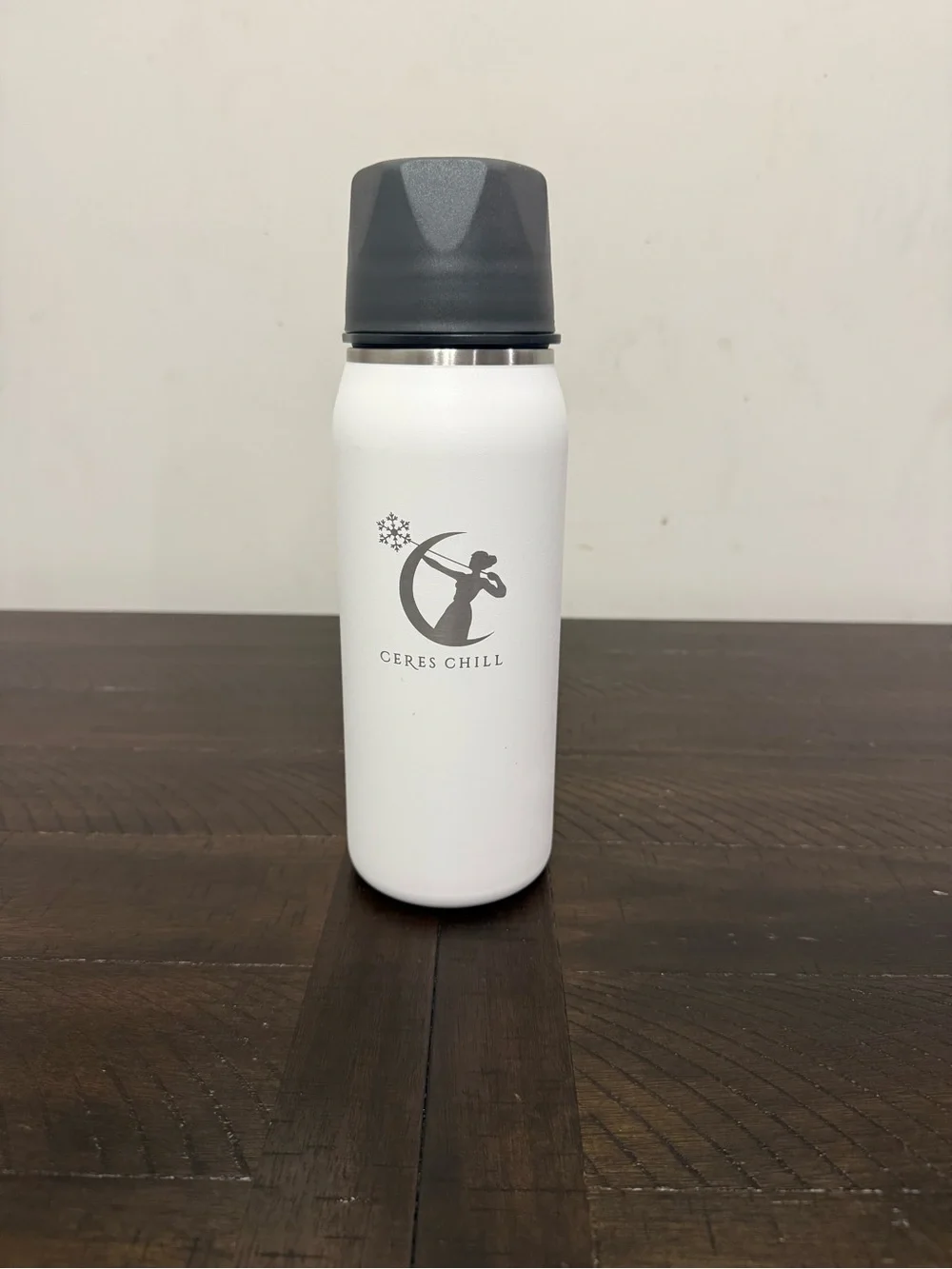 Ceres Chill White Breastmilk Chiller Reusable Storage Container 32oz
